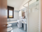 Ampio trilocale con doppia terrazza in mini palazzina - immagine 21